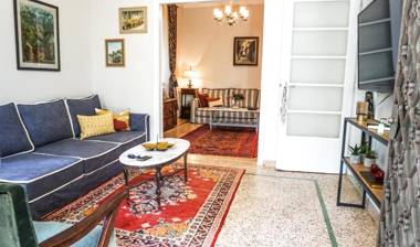 A Happy Stay by Edem Beach - Athenian Homes