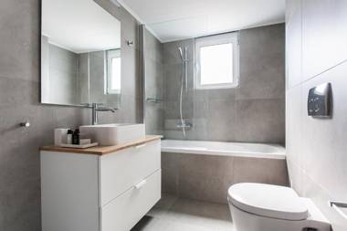 Spacious 1BD Apartment near HELEXPO Marousi by UPSTREET