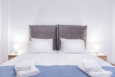 Suite 04 - Smart Cozy Suites - In the heart of Athens - 5 minutes from Metro