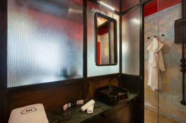 DAVE Red Athens - Son of a Brown