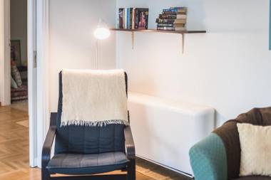 Spacious Acropolis Home by Cloudkeys