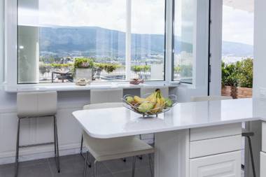 Gorgeous Penthouse with private Jacuzzi and amazing View!