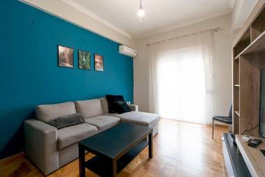 Central apartment 3' to Metaksourgio metro station