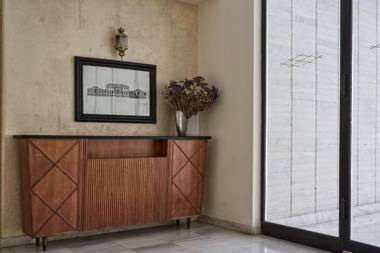 Chic n Bright 3Bd Apt with Hilton View