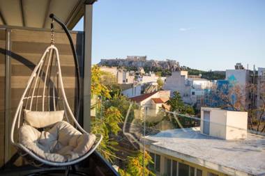 Raise Acropolis View Suites