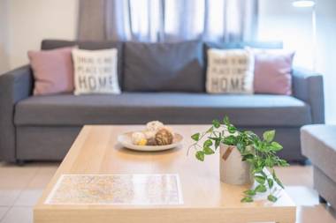 Erythros Boutique Suite By Cloudkeys