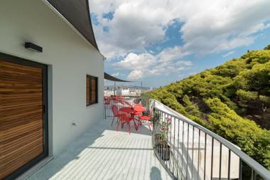 ZOIA The Hill by UPSTREET