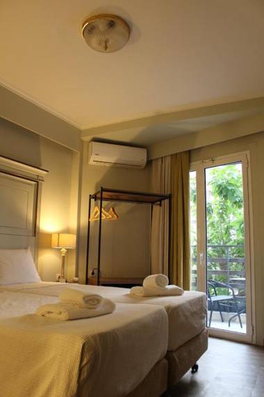 FALIREON HOTEL