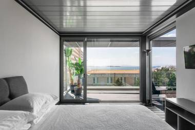 Riviera Luxury Penthouse by the beach