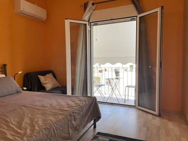 Cozy Studio at Kallithea