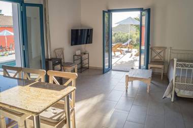 Throisma Villa in Asos (disabled-friendly)