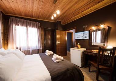 Stone Suites by White Hills