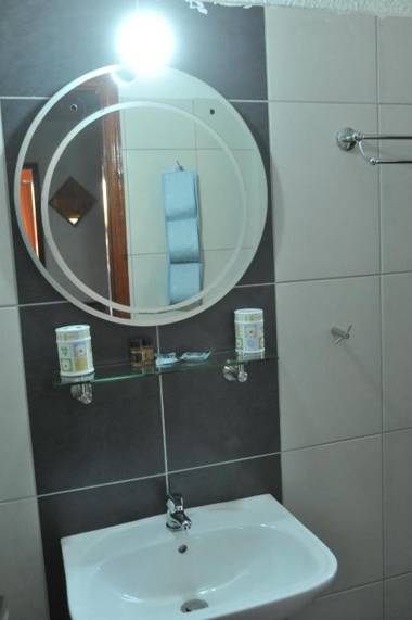 Chaliotis Apartments