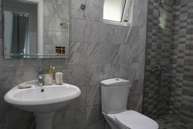 Airy Flat at Xenios Avlais