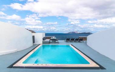 Ambassador Aegean Luxury Hotel & Suites