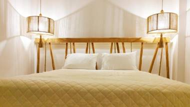 Alafropetra Luxury Suites