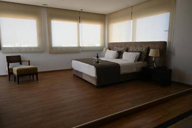 Angela Hotel Downtown Rooms