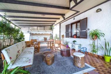 Takis Hotel Apartments