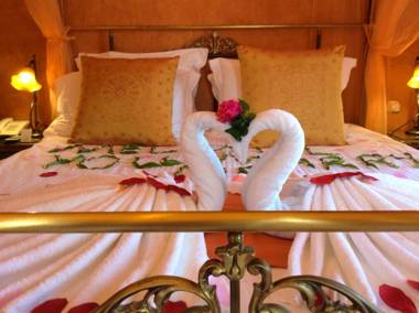 Nikos Takis Fashion Boutique Hotel