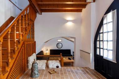 Belvedere Medieval Villa