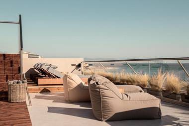 Cooks club City Beach Rhodes