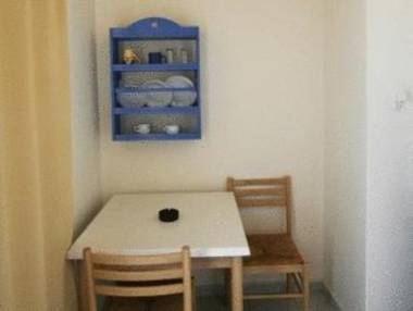 Irinna Hotel-Apartments