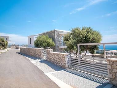 Sea-view Villa in Kalythies with Private Pool near 3 Beaches