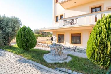 Cozy Family Home steps from the Beach