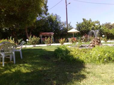 Alexia Apartments & Studios