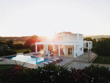 Belvedere Beachfront Villa