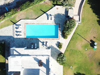 Belvedere Beachfront Villa