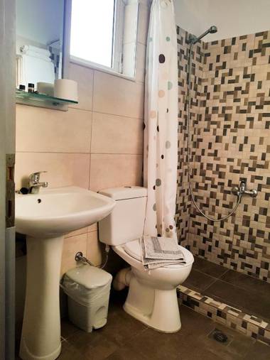 Jonathan Studio Apartments