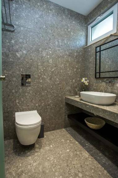 Dias Studios & Suites