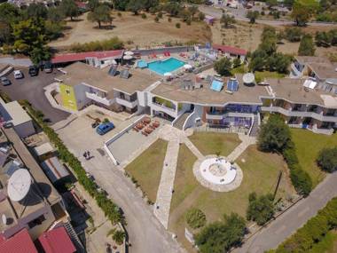 Family House Faliraki Studios Apartments