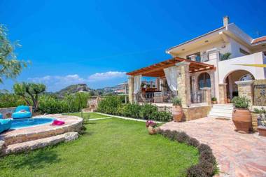 Lucidum Villa