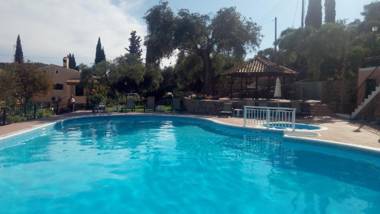 Afrodite's Pool and Studios