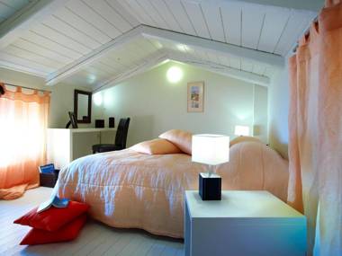 Eliathos Residence Houses