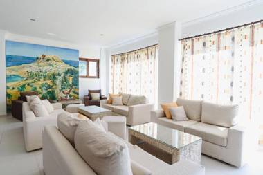 Pefkos Village Resort