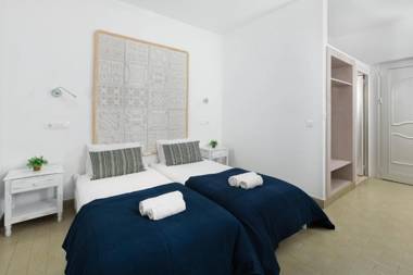 Pefkos View Suites & Maisonette