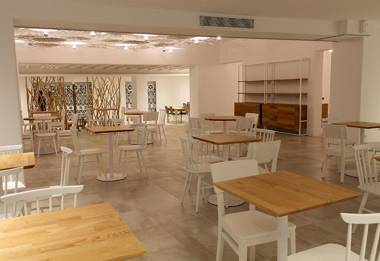 Vienoula's Garden Hotel