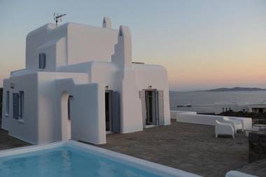 Gorgeous Villa near Mykonos Town by Diles Villas