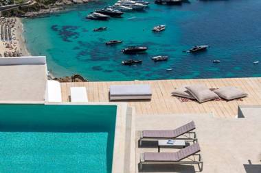 Psarou the above Nammos experience