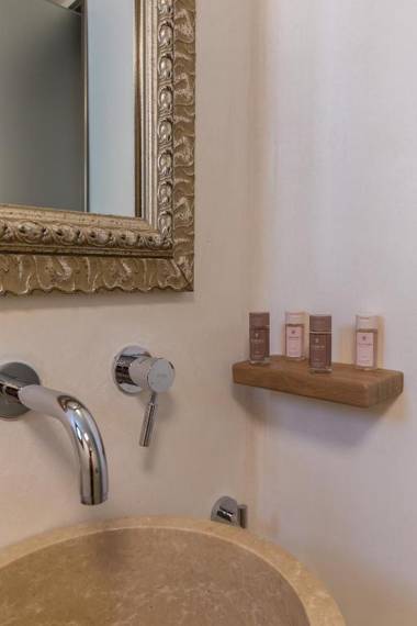 Anagram Boutique Hotel