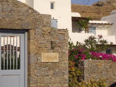 Pleiades Modern Apt With Shared Pool in Ornos!