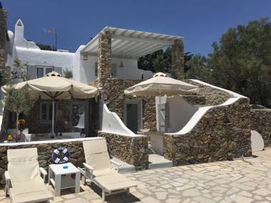 Rineia Complex by Live&Travel