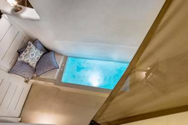 Mykonian Mews Luxury Suites