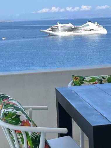 Yalos mykonos 3 bedroom Luxury home in Mykonos Town with Sea & Sunset view