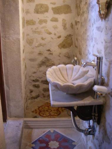 Traditional Cretan HousesAgios Myronas