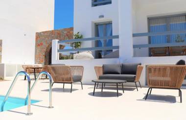 The Nine Graces - Kastraki