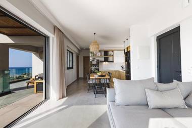 Bohemian Villas with Private Infinity Pool Jacuzzi & Seaview 15min from City Center